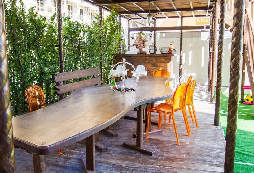 בית מלון כפרי Khloya