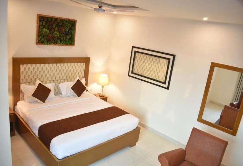 فندق Noosa By Dcrest