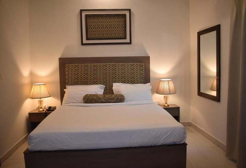 فندق Noosa By Dcrest