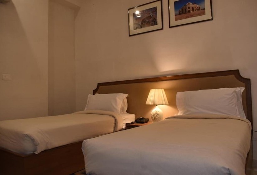 فندق Noosa By Dcrest