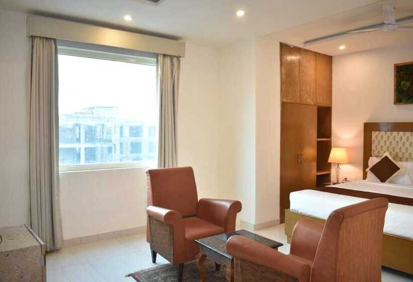 فندق Noosa By Dcrest