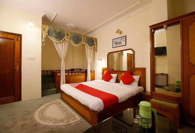 בית מלון כפרי Oakwood Chail