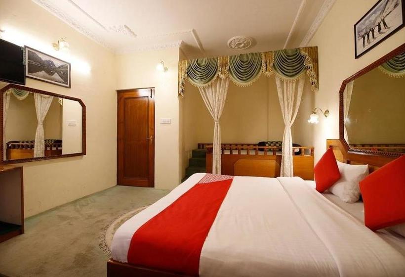 בית מלון כפרי Oakwood Chail