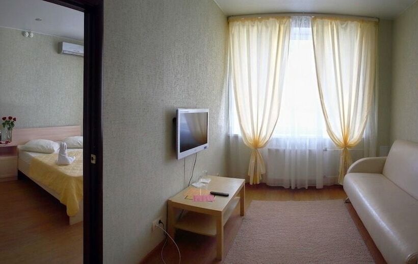 Отель Orion Apartment