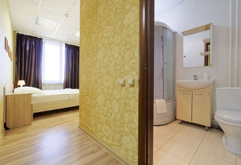 Отель Orion Apartment