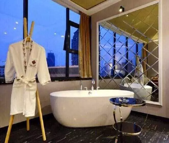هتل Wuhan Poyer Boutique
