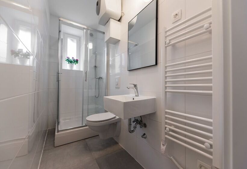 King's Street Apartments