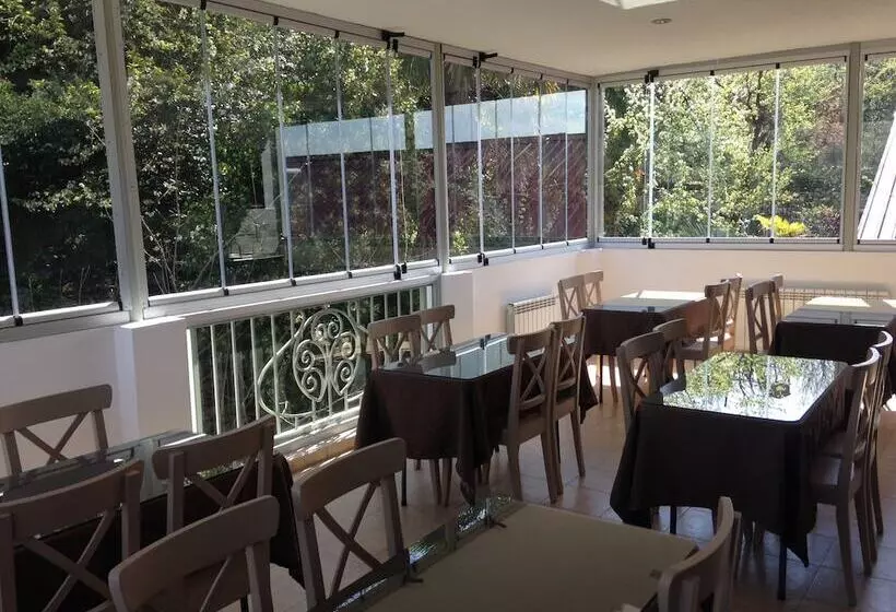 پانسیون Center Villa Kutaisi