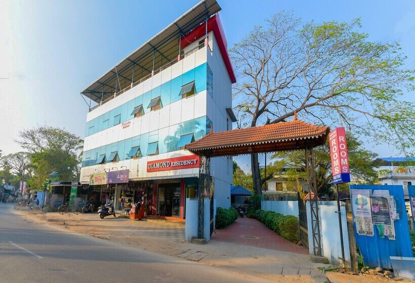 بنسيون Diamond Residency By Oyo Rooms