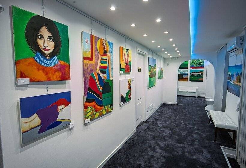 پانسیون Palermo Gallery