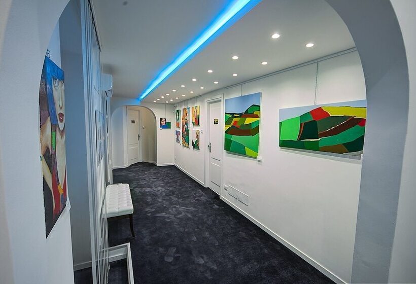 پانسیون Palermo Gallery