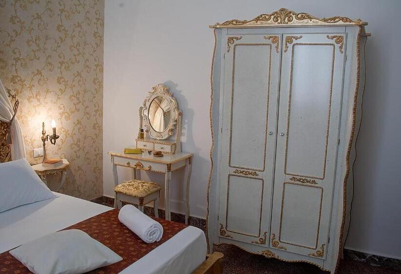 پانسیون Palermo Gallery