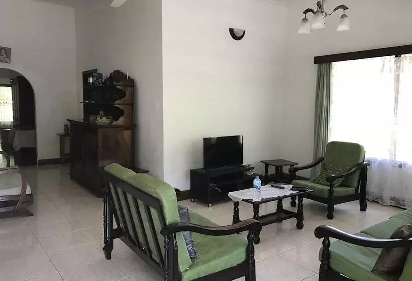 Susara's Residence