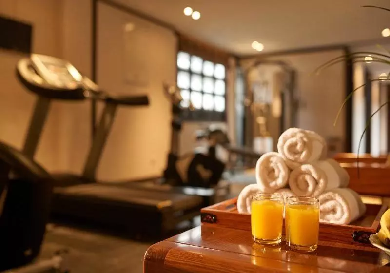 Hotelli Grand House Haining