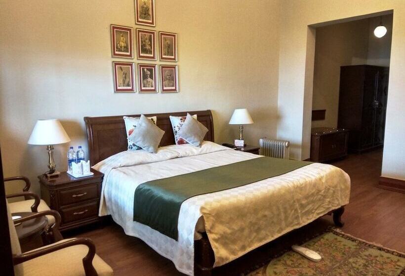 هتل Hari Niwas Palace