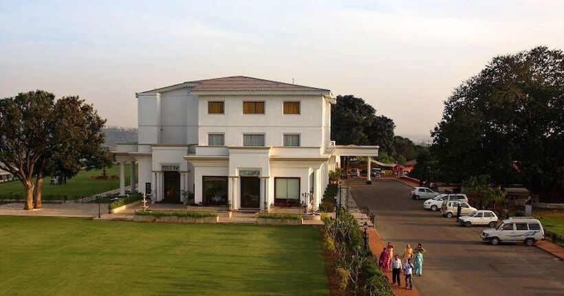 هتل Hari Niwas Palace