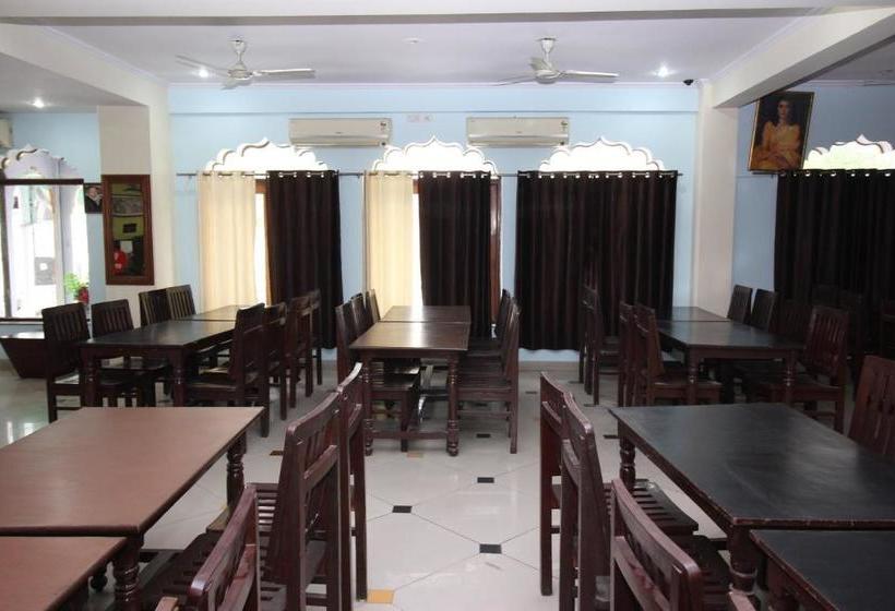 酒店 K Comfort By Oyo Rooms