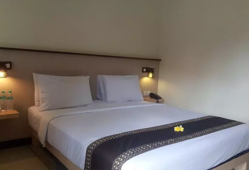 Hotelli Reddoorz Near Legian Street