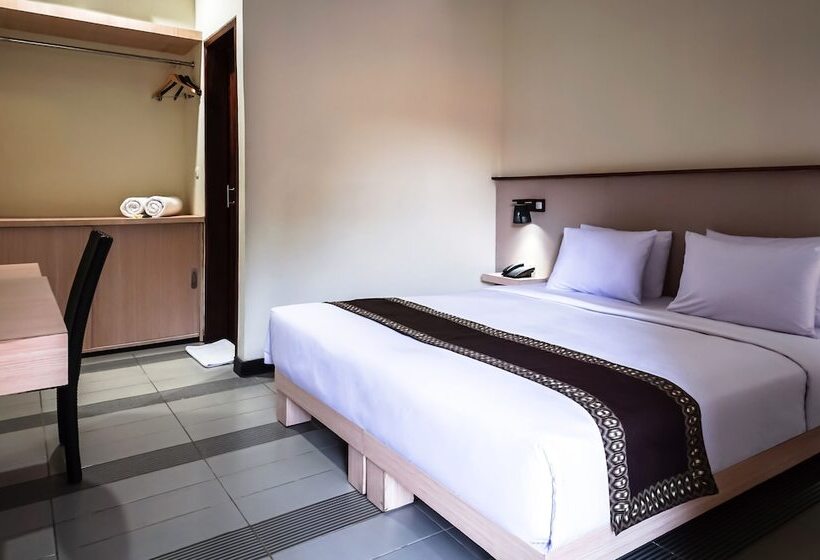 Hotel Reddoorz Near Legian Street
