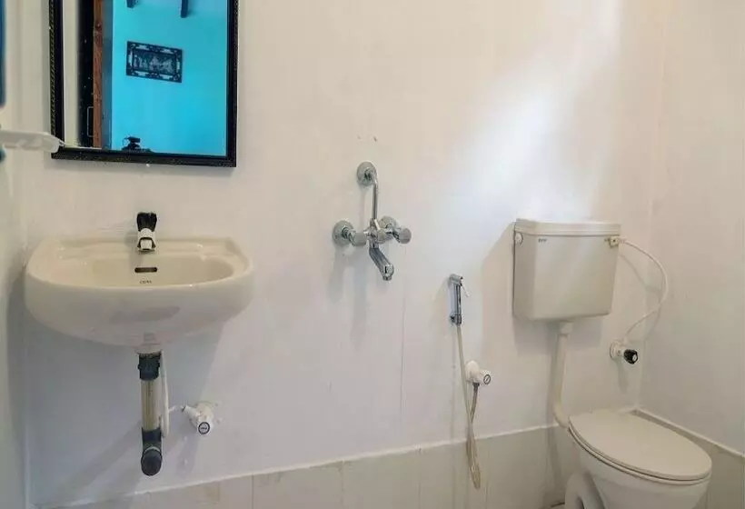 ホテル Room Maangta 332   Beach Goa