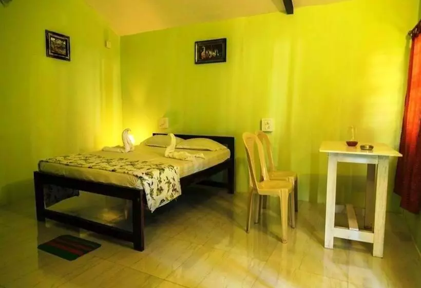 ホテル Room Maangta 332   Beach Goa