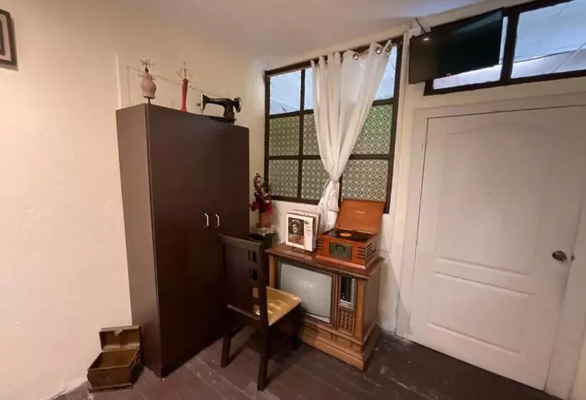 پانسیون Vintage Casa Las Flores