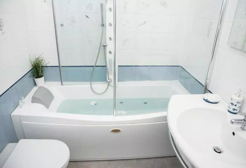 Sorrento Flower Rooms