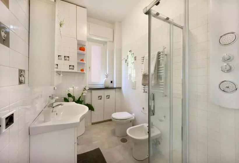 Sorrento Flower Rooms