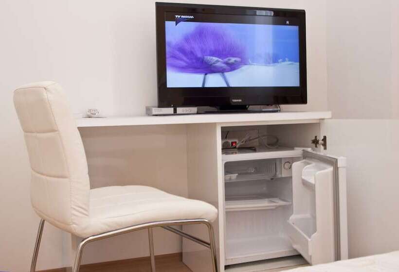 Apartments And Rooms Camaiore