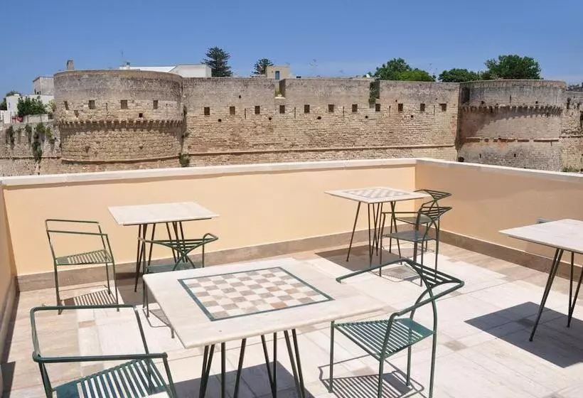 تختخواب و صبحانه Cala Dei Normanni  Camere Sulle Mura