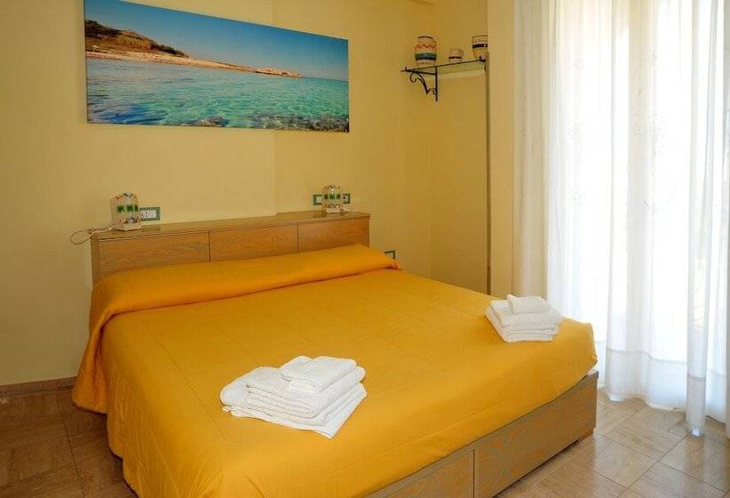 تختخواب و صبحانه Cala Dei Normanni Camere Sulle Mura