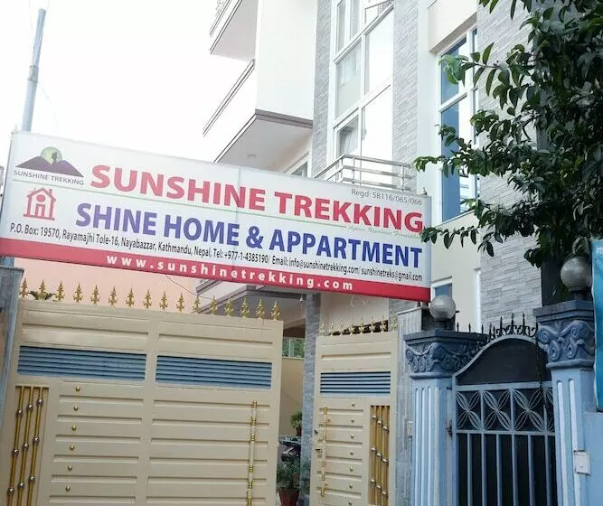 تختخواب و صبحانه Shine Nepal Homestay
