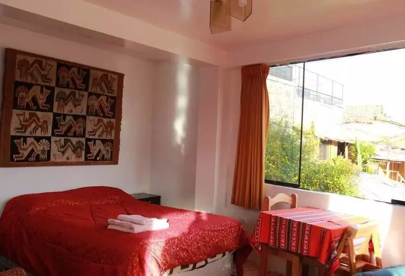 مسافرخانه El Mirador Del Inka Guest House