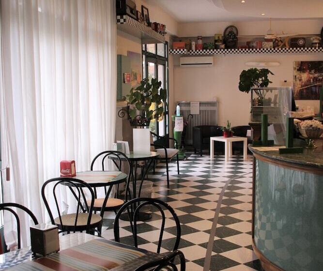 هتل Albergo Moderno