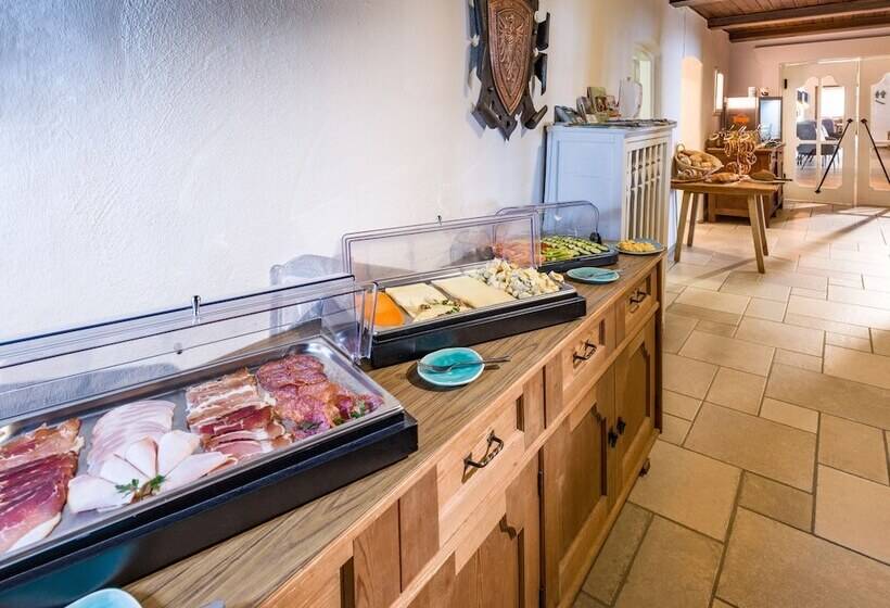 فندق Berg K Hof Kaisertal  Alpine Hideaway