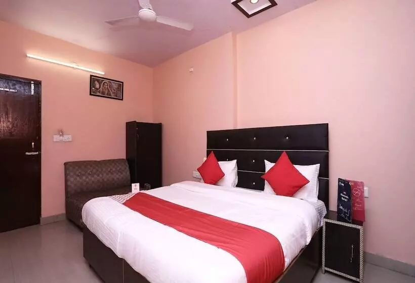 Collection O 12490 Hotel Paradise Plaza