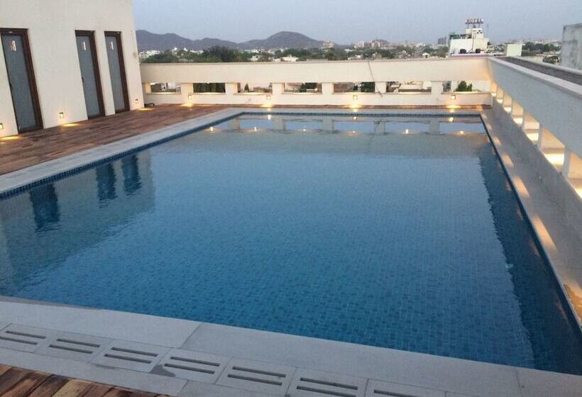 هتل De Nada A Luxury Stay