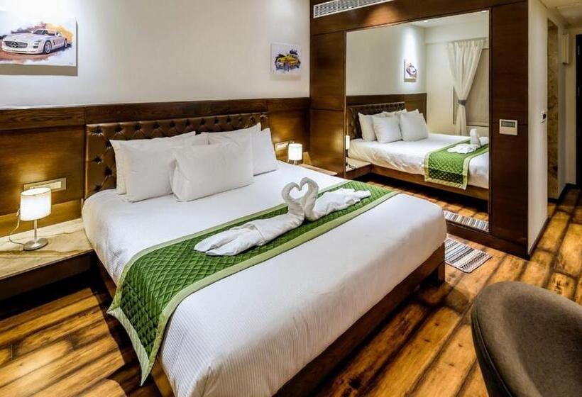 هتل De Nada A Luxury Stay