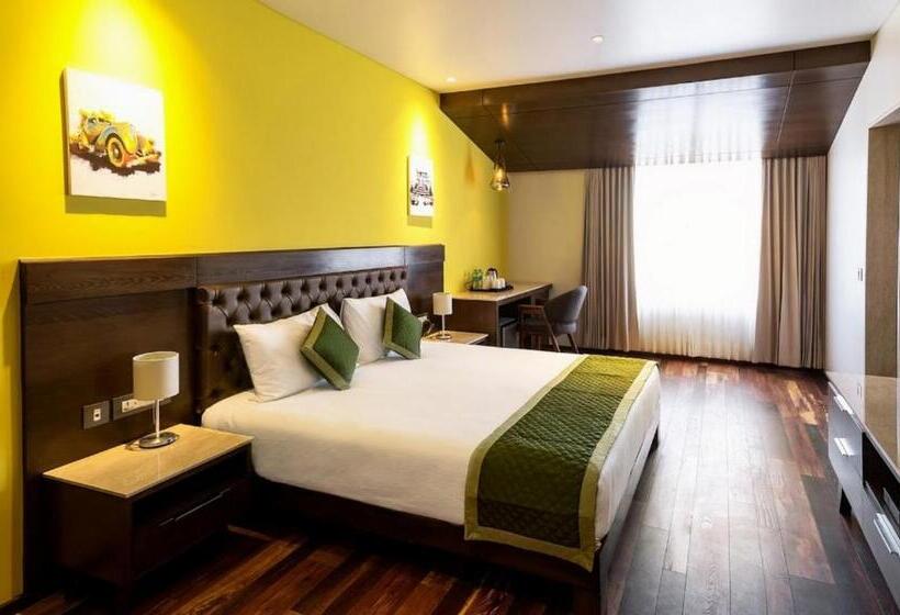 هتل De Nada A Luxury Stay