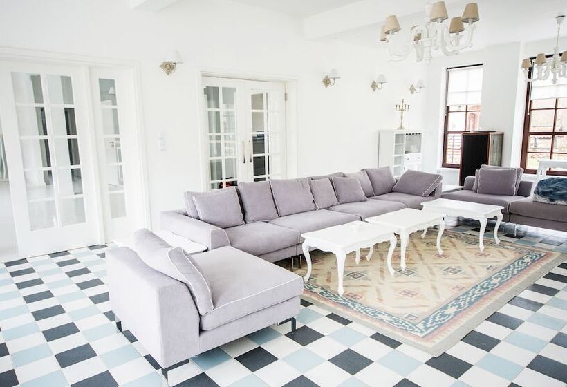 Отель Martiany 21