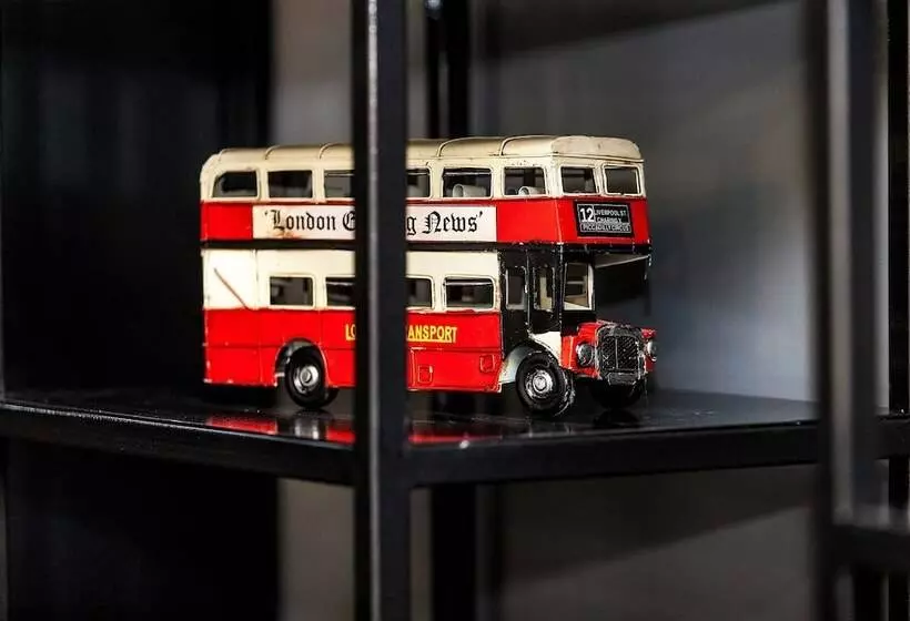 ホテル Nice People