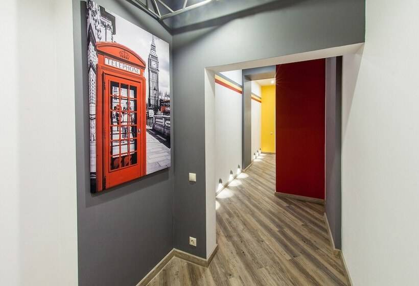 فندق Nice People