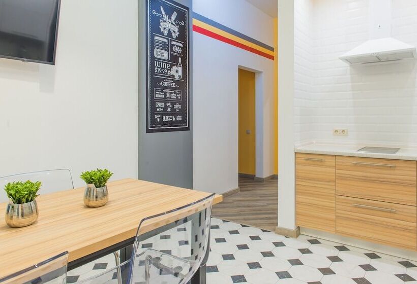 فندق Nice People