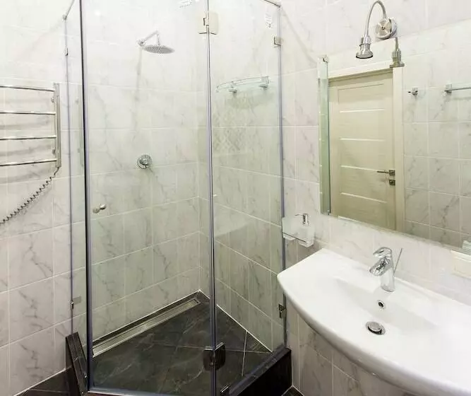 ホテル Nice People