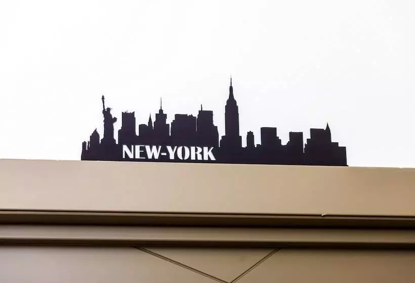 ホテル Nice People