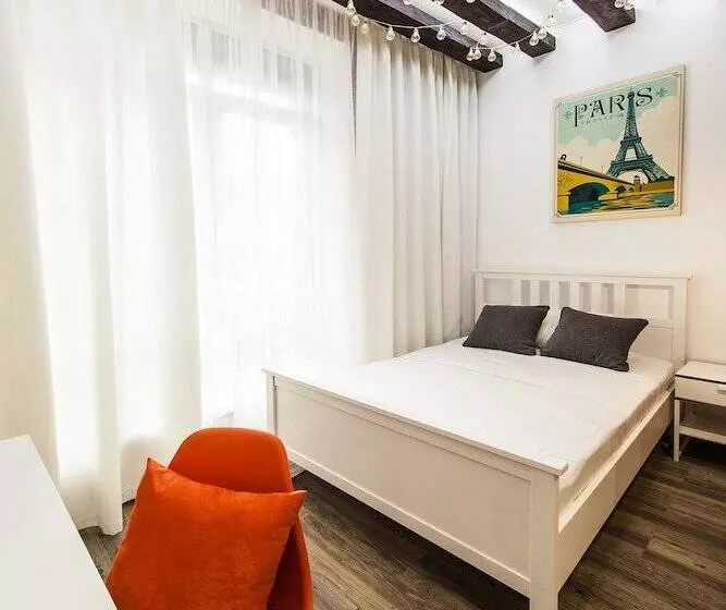 ホテル Nice People