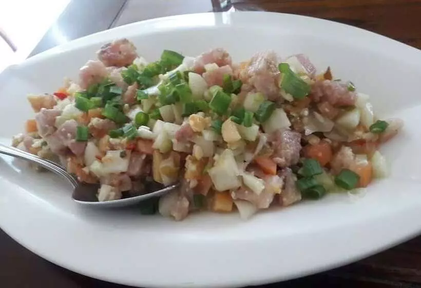 ホテル O