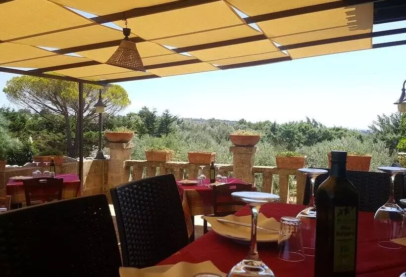 Maaseutuhotelli Masseria Serine