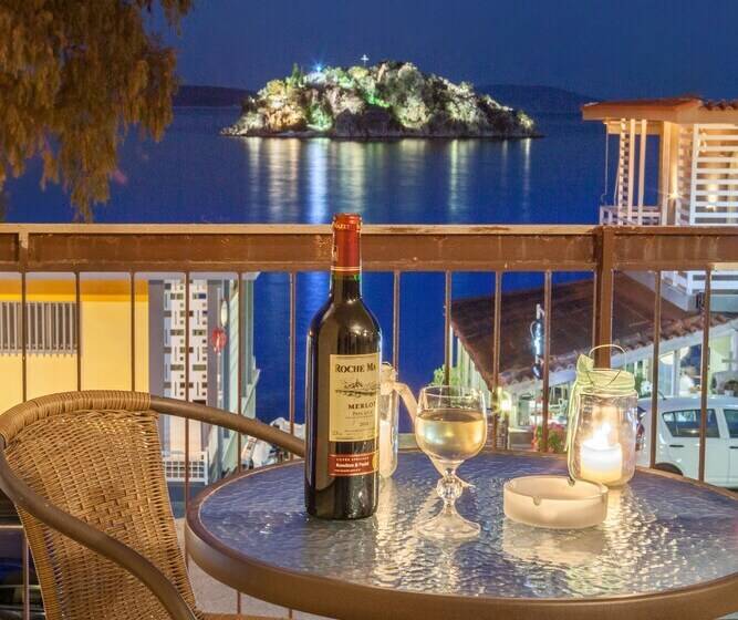 هتل Stella Rooms Tolo