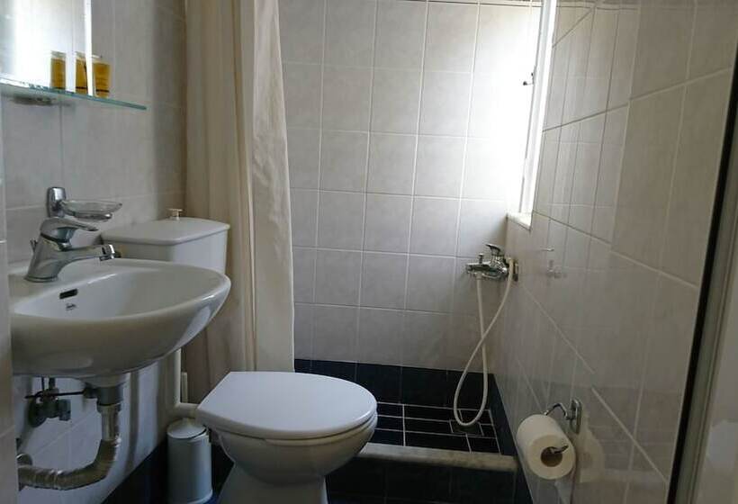 پانسیون Eleni Rooms